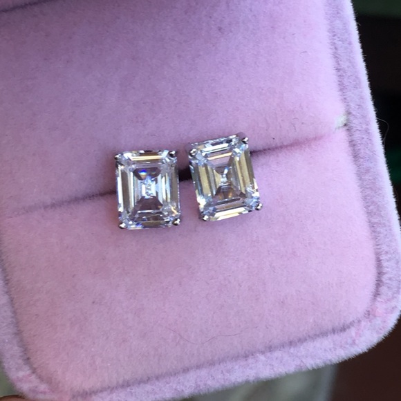 14k white gold emerald diamond 5 ct earrings - Picture 5 of 8